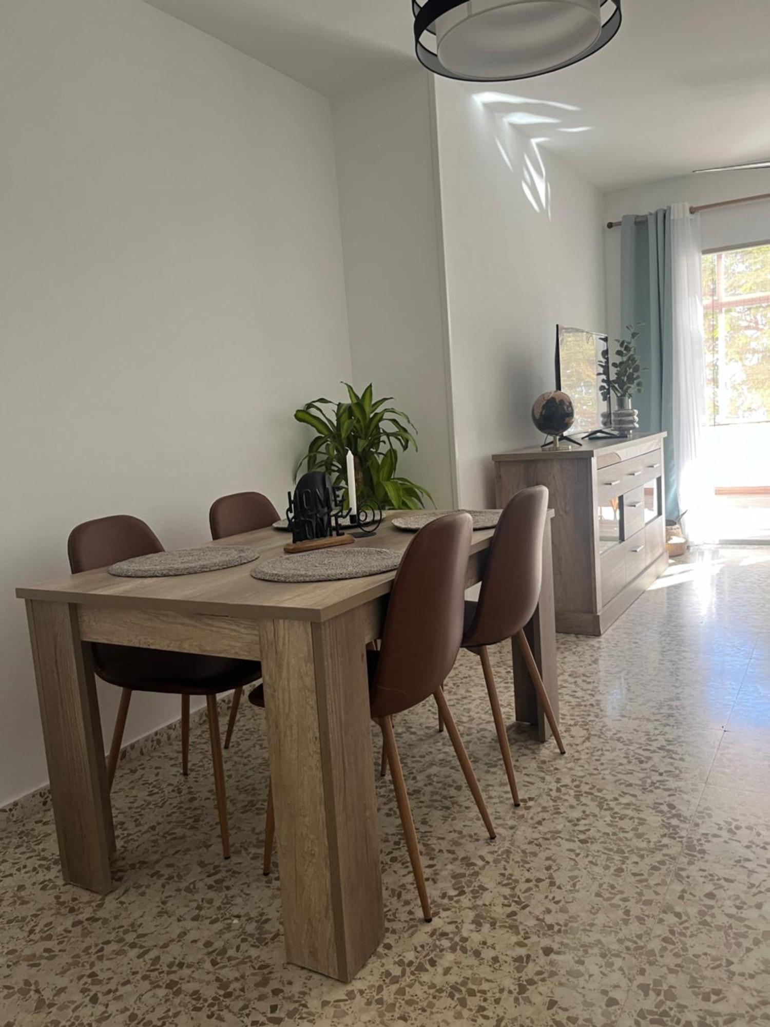 Love Rent4 Malaga Huelin Málaga Exterior foto